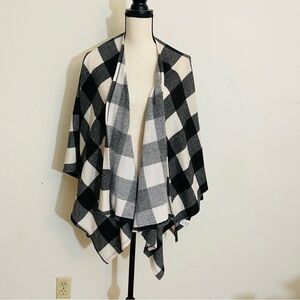 Chris & Carol Women Plaid Poncho Size Small